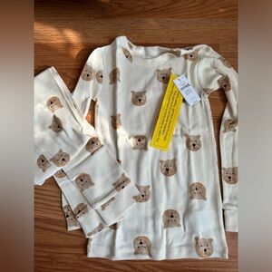 Baby Gap pajamas- 2 piece set. Unisex. New with tags. Teddy bear print.